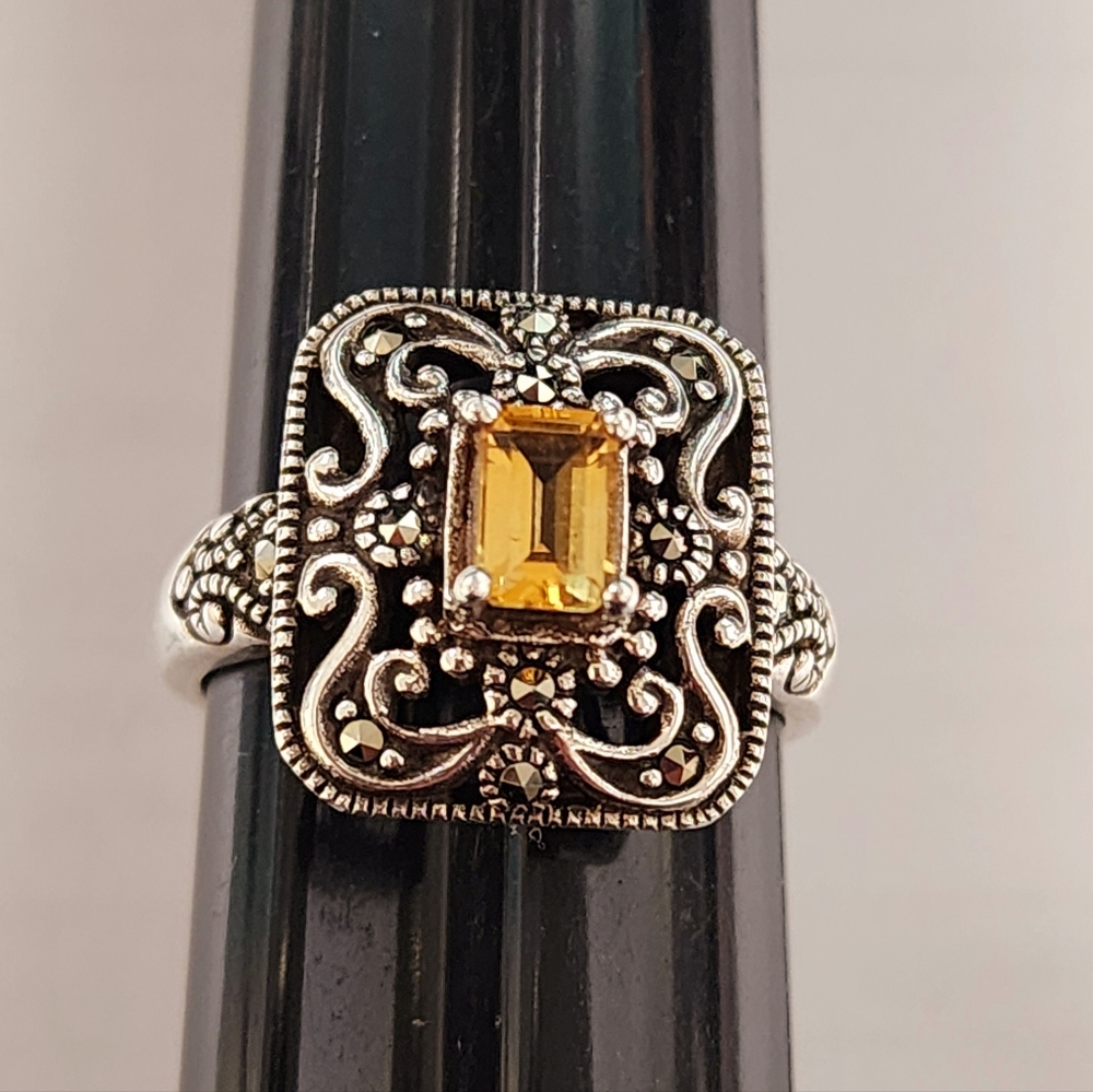 Beautiful Marcasite and Topaz Ring